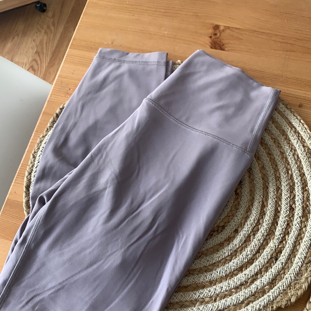 Lavender Lululemon Wunder Under